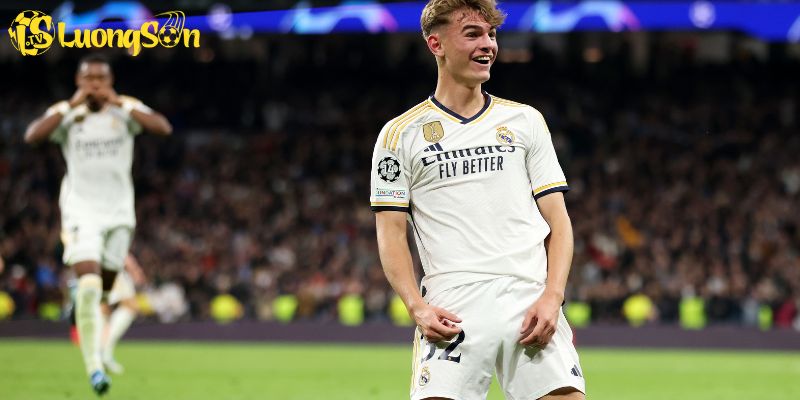 Giới thiệu về cầu thủ trẻ Nico Paz